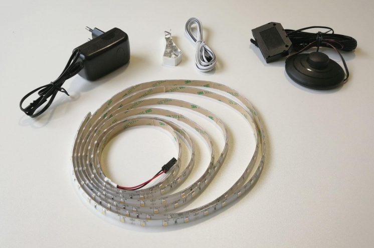 Kleine L-Theke mit Beratungsplatz, Tresen | Büromöbel